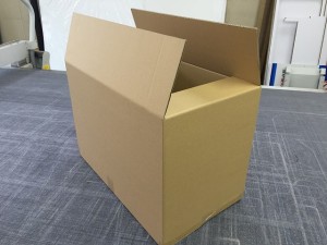 特注サイズダンボール箱を作っています。